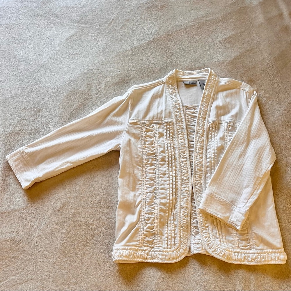 Chicos Platinum size 3 white jacket